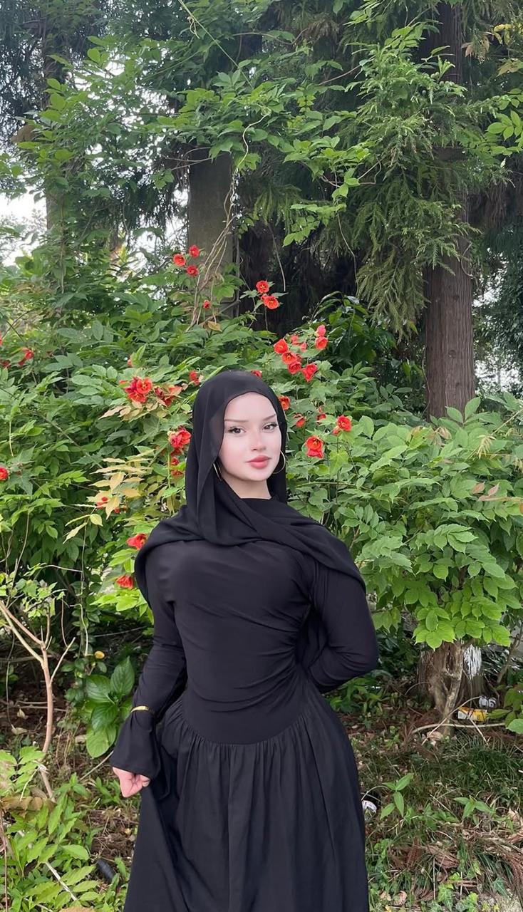 Çengilli Eşsiz Escort Bayan Alvira