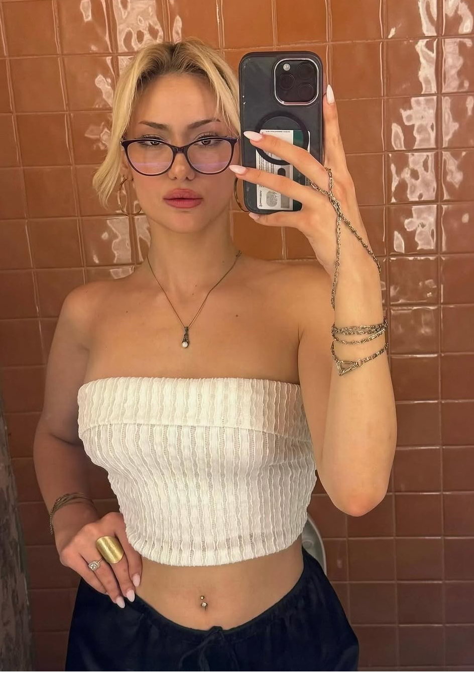 Belgrat Güzel Bir Sevgili Bayan Escort Melek