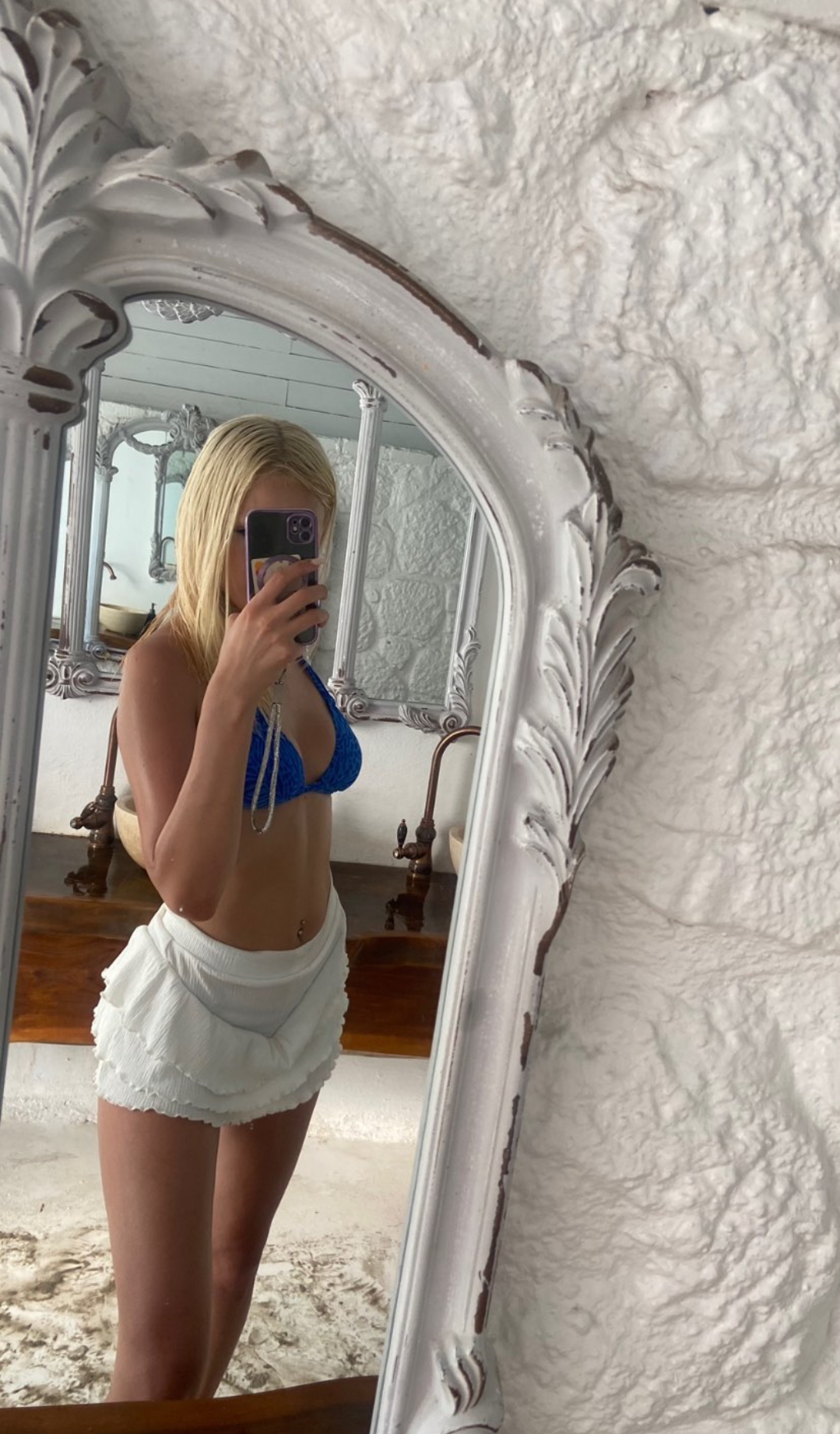 Semizkumlar Kendi Yeri Olan Escort Bayan Zeliha