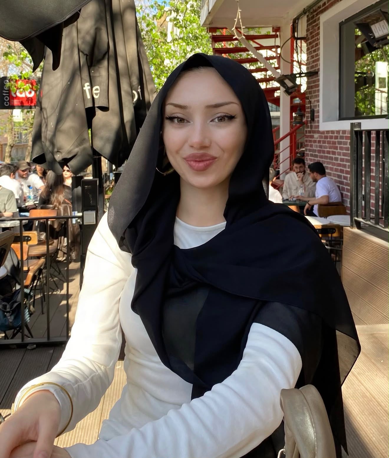 Çınar Sınırsız Bayan Escort Ceylan