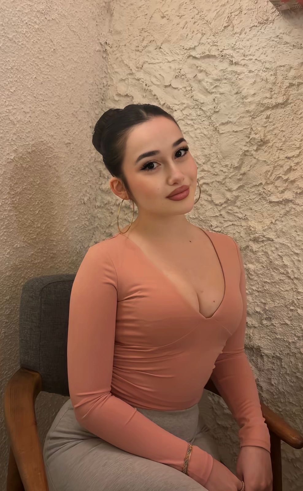 Uğur Mumcu Sevdiğim Kadın Escort Bayan Hilal