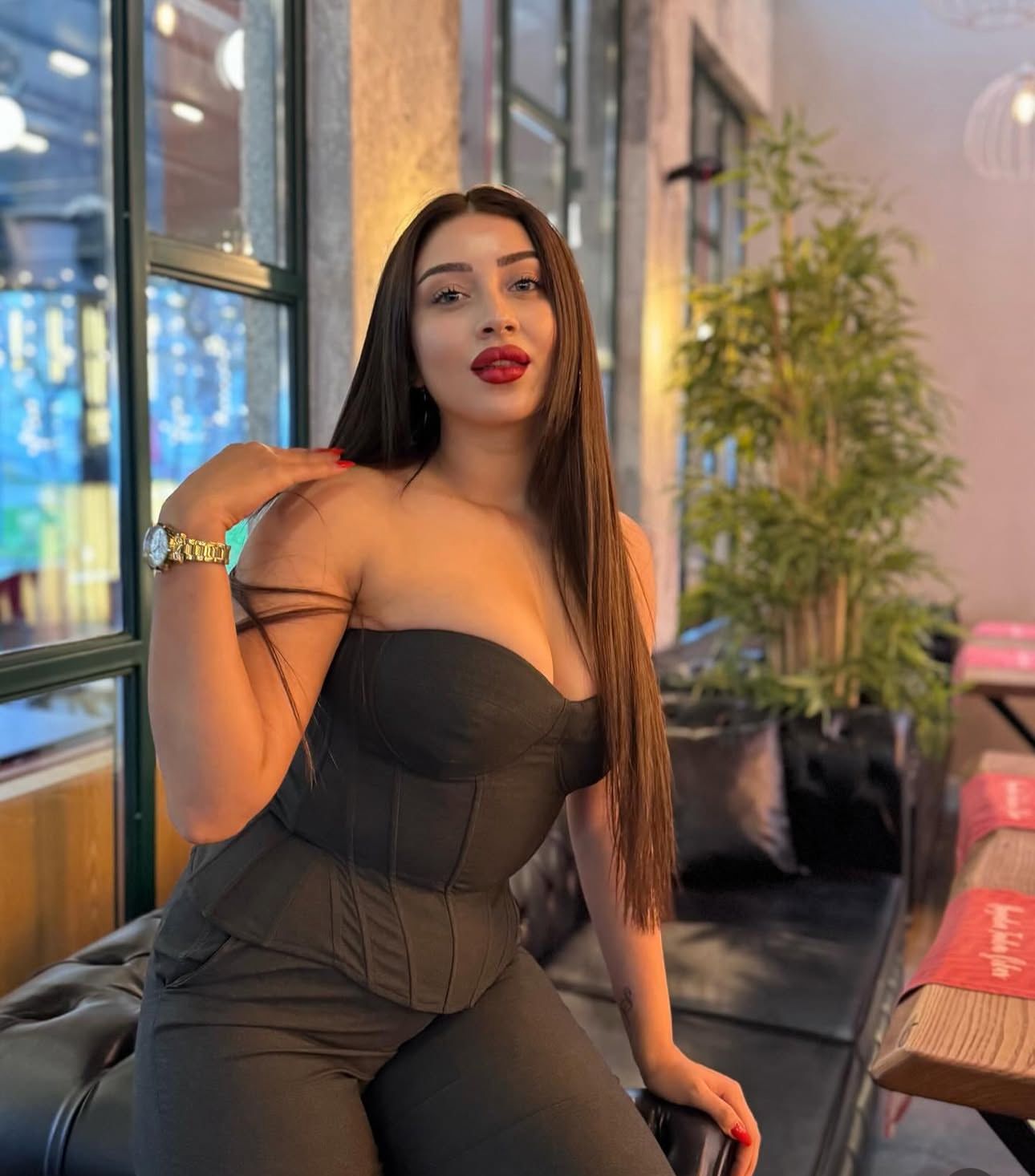Piyalepaşa Otele Gelen Bayan Escort Alvira